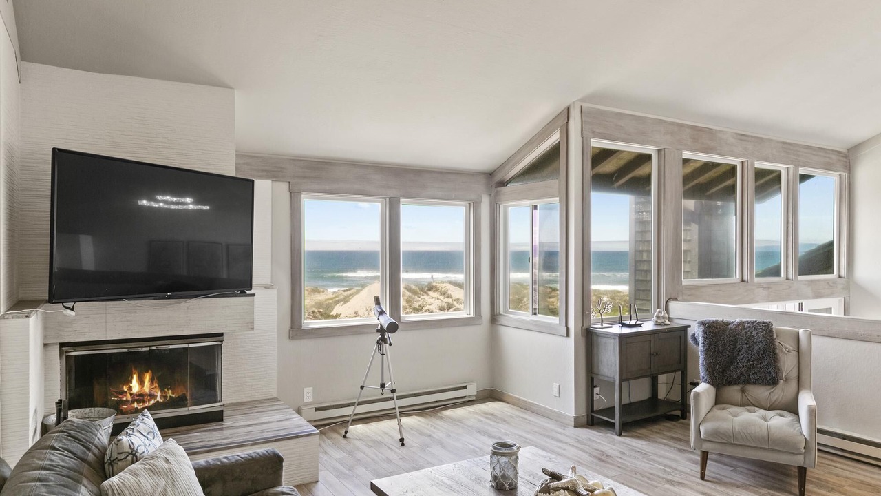 Photo of Livingroom in Castroville