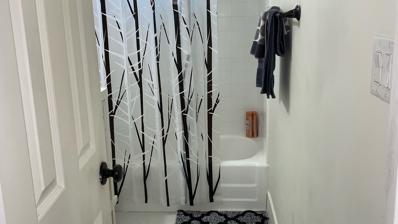 Photo of Bathroom in North Hollywood