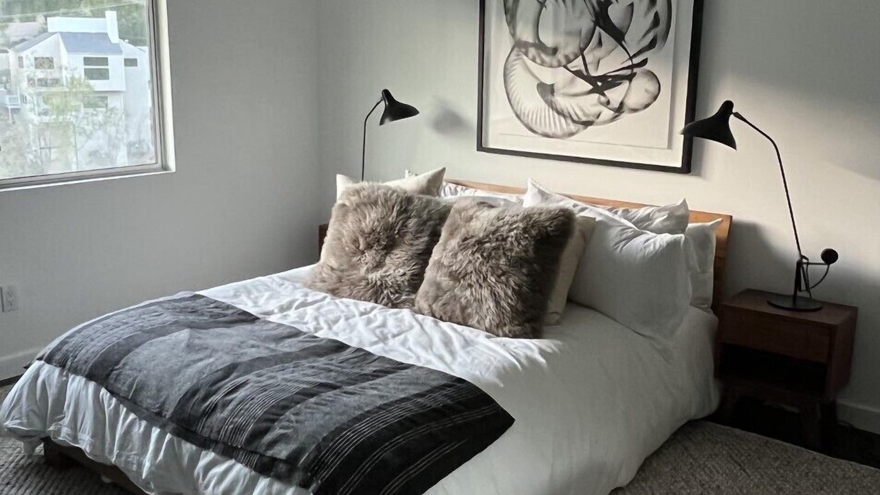 Photo of Bedroom in Nichols Canyon