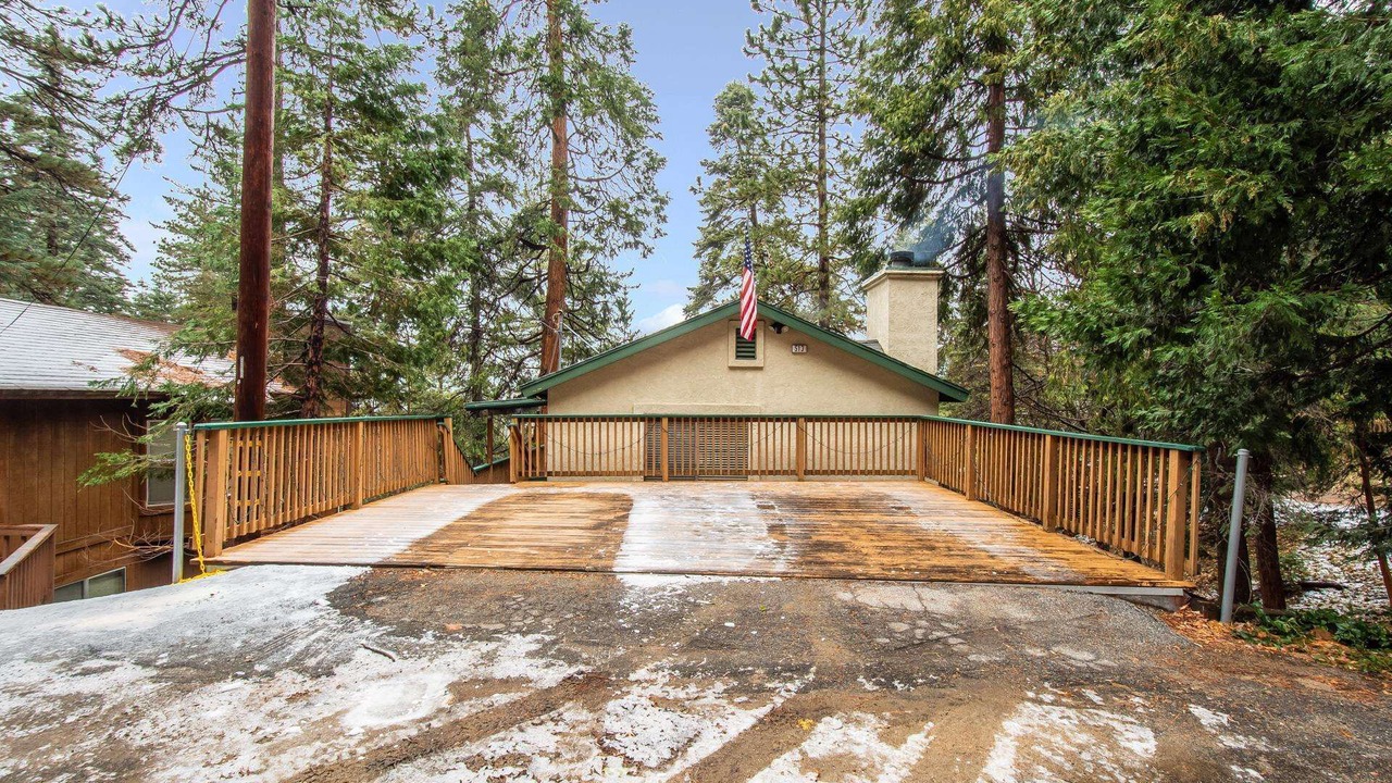 Photo of Outdoor in Arrowhead Villas
