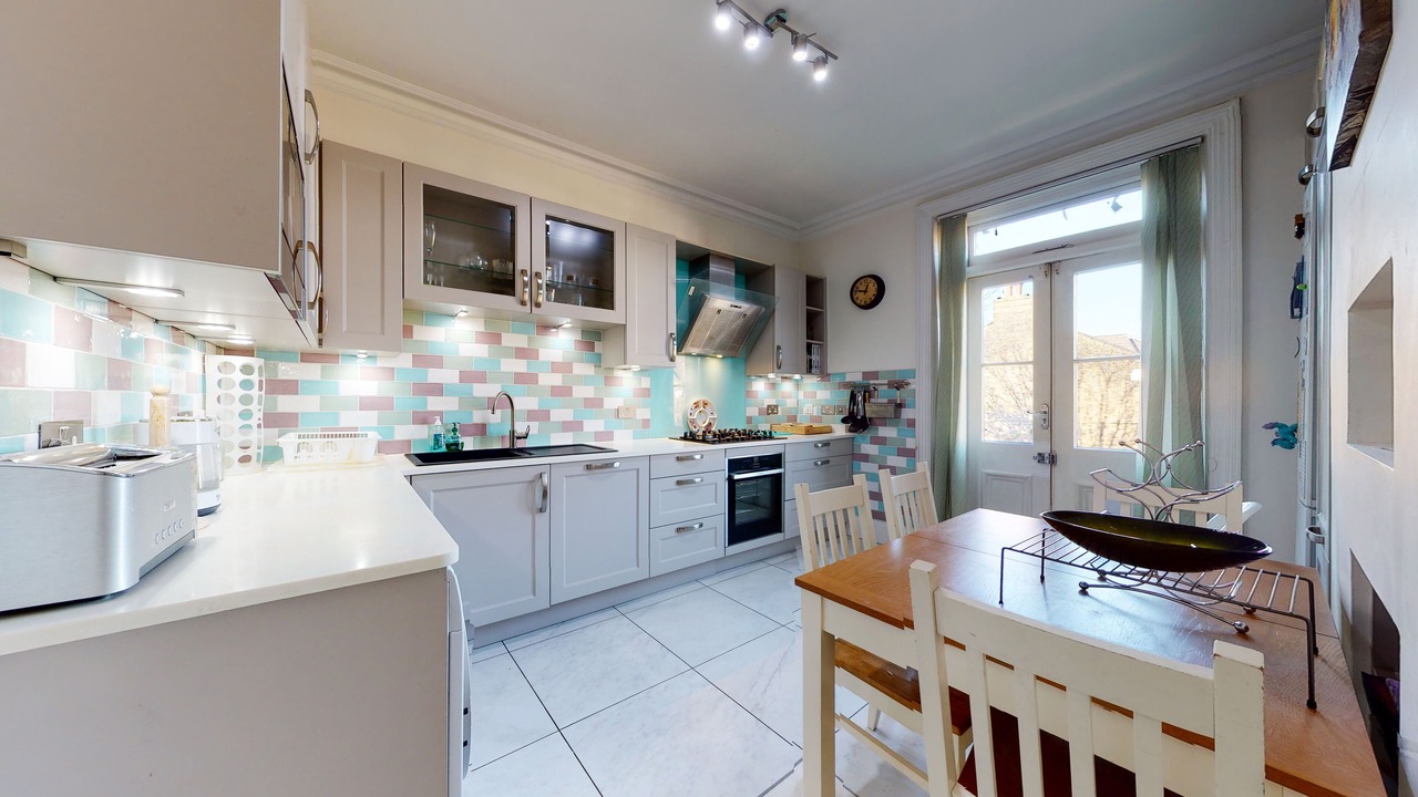 Photo of Kitchen in Queen's Park