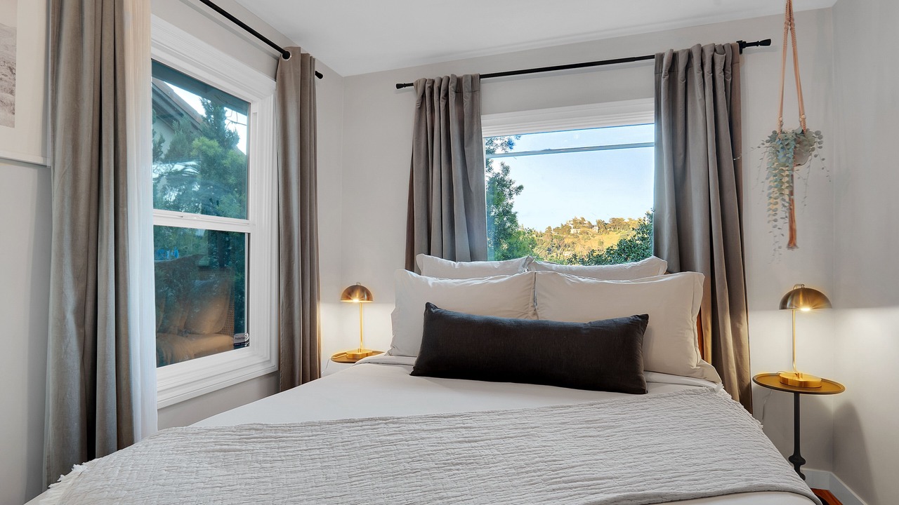 Photo of Bedroom in Eagle Rock