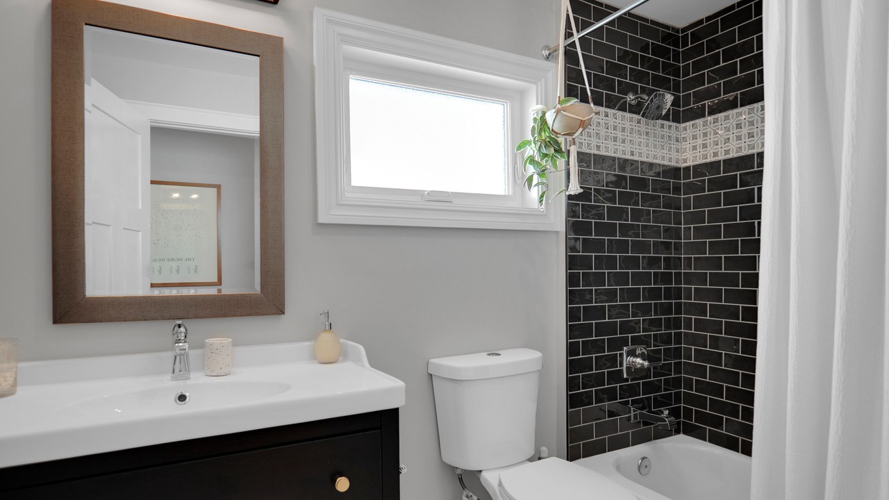 Photo of Bathroom in Eagle Rock