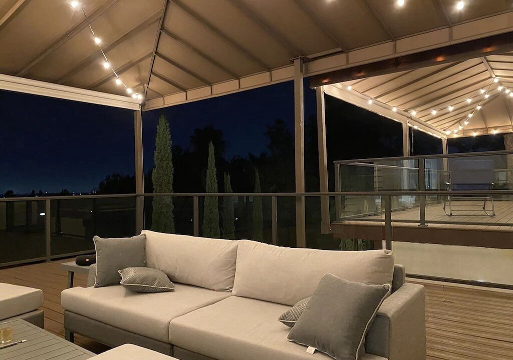 Photo of Livingroom in Orange