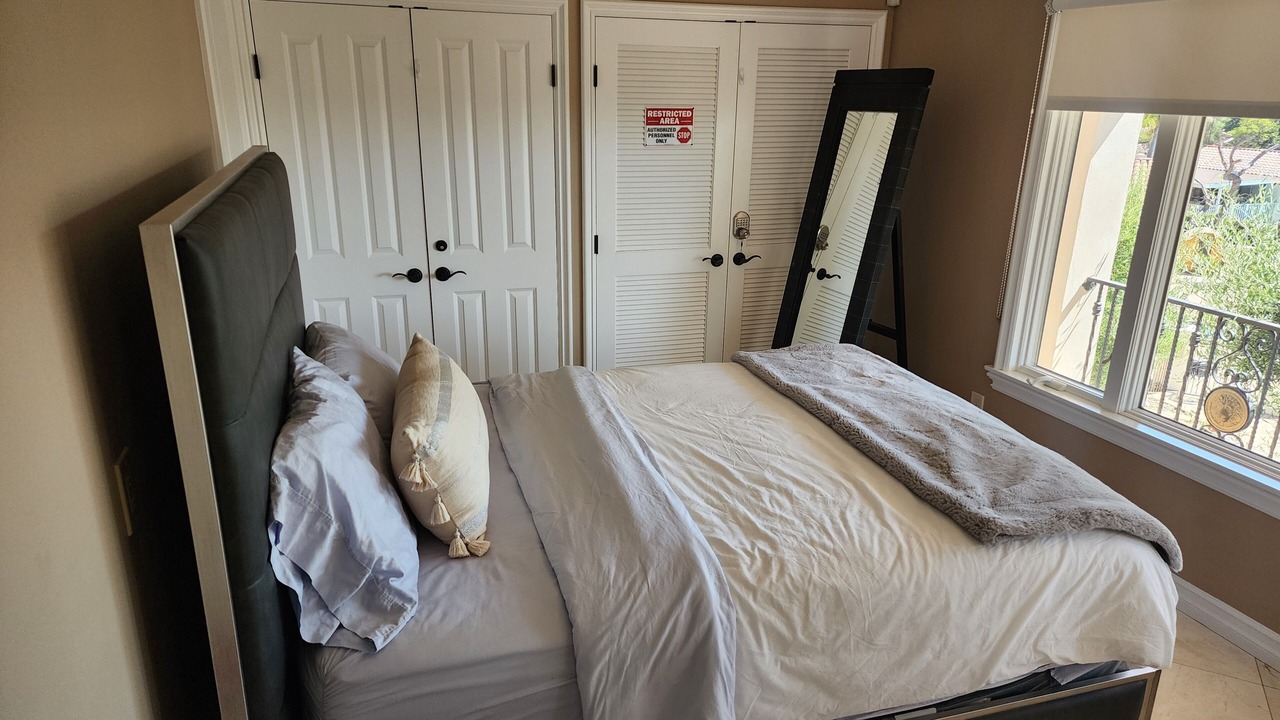 Photo of Bathroom in Orange