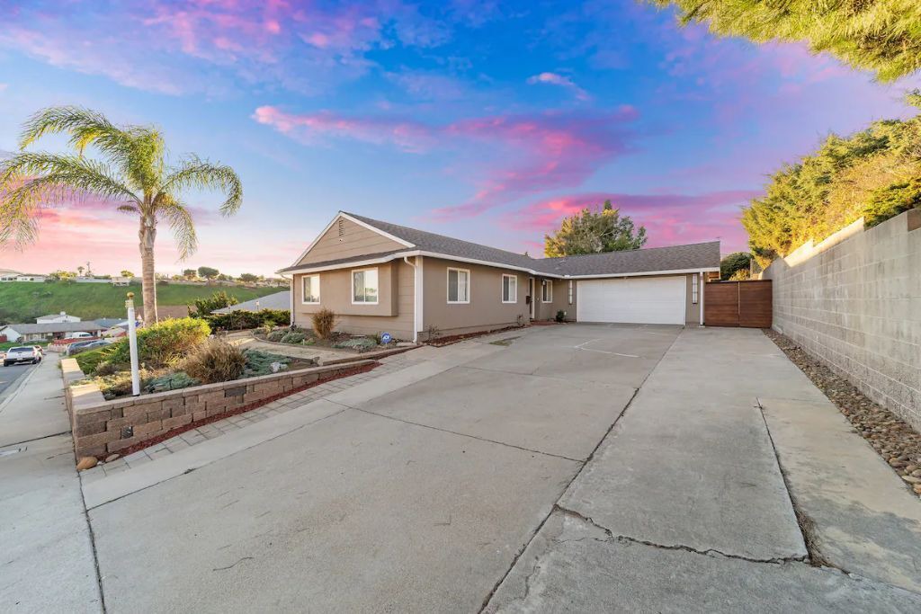 Photo of Outdoor in Linda Vista