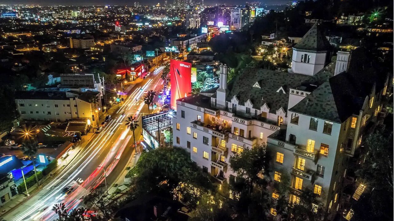 Photo of Outdoor in Hollywood Hills West