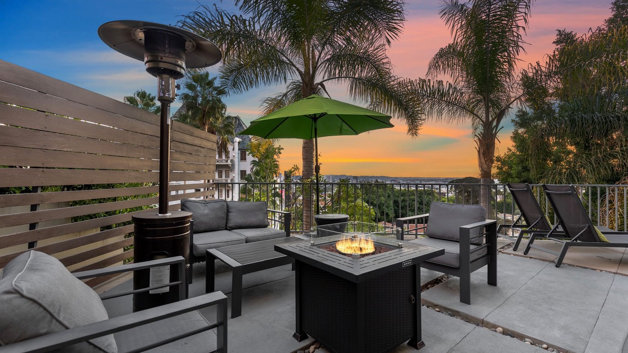 Photo of Patio Balcony in Hollywood Hills West