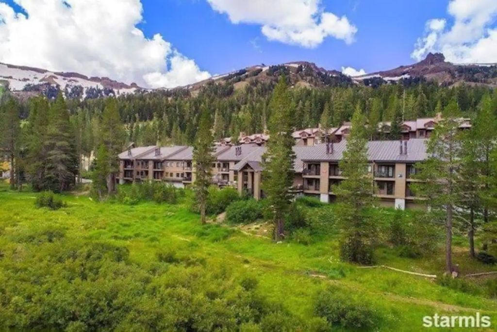 Photo of Outdoor in Kirkwood
