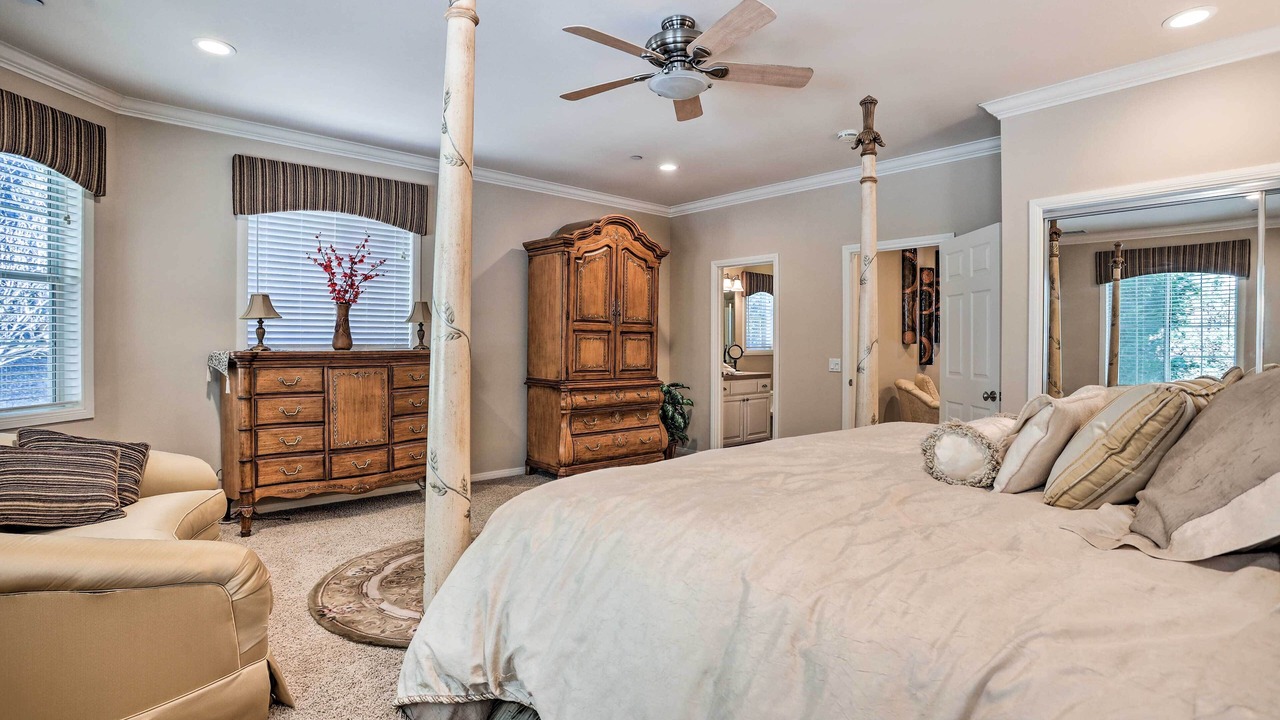 Photo of Bathroom in Blue Jay