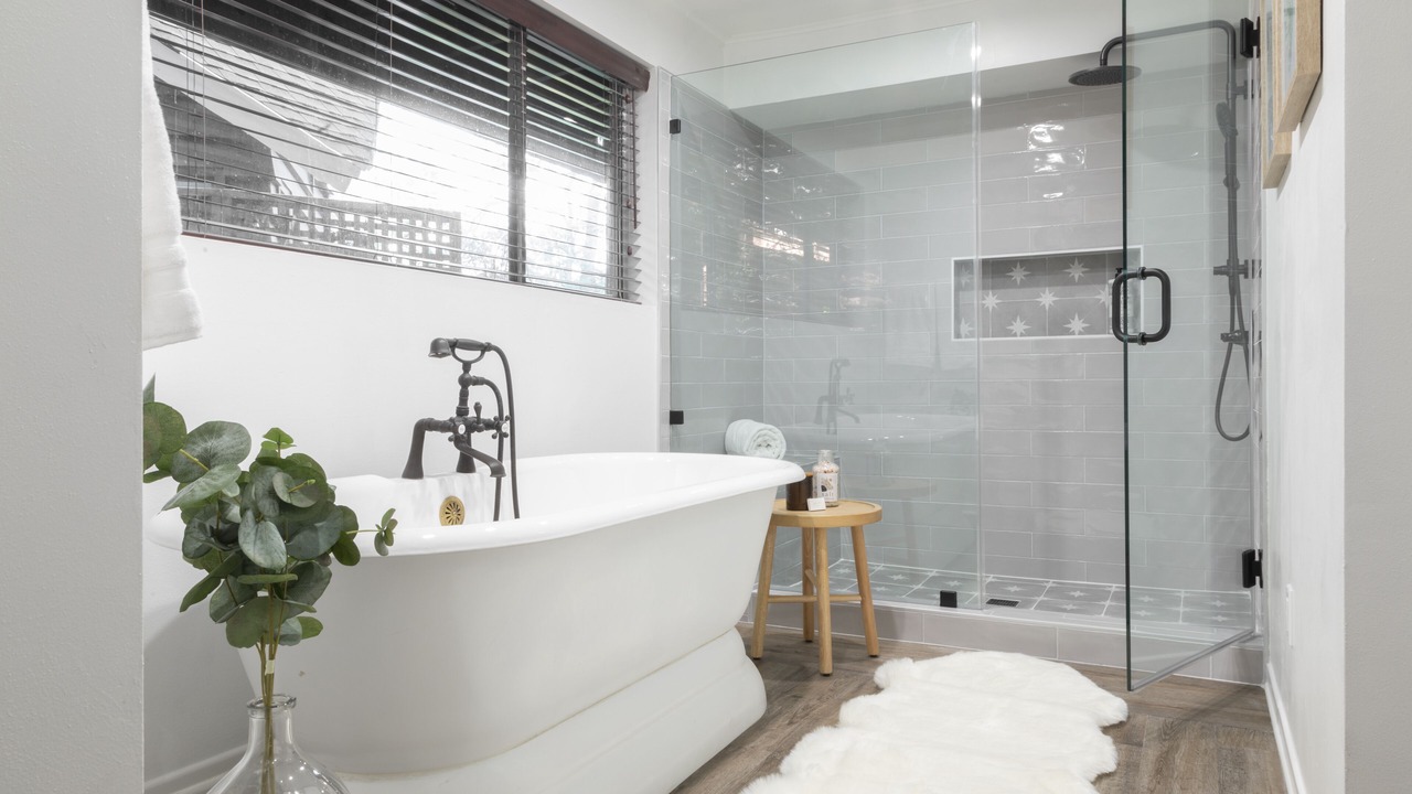 Photo of Bathroom in Cedar Glen