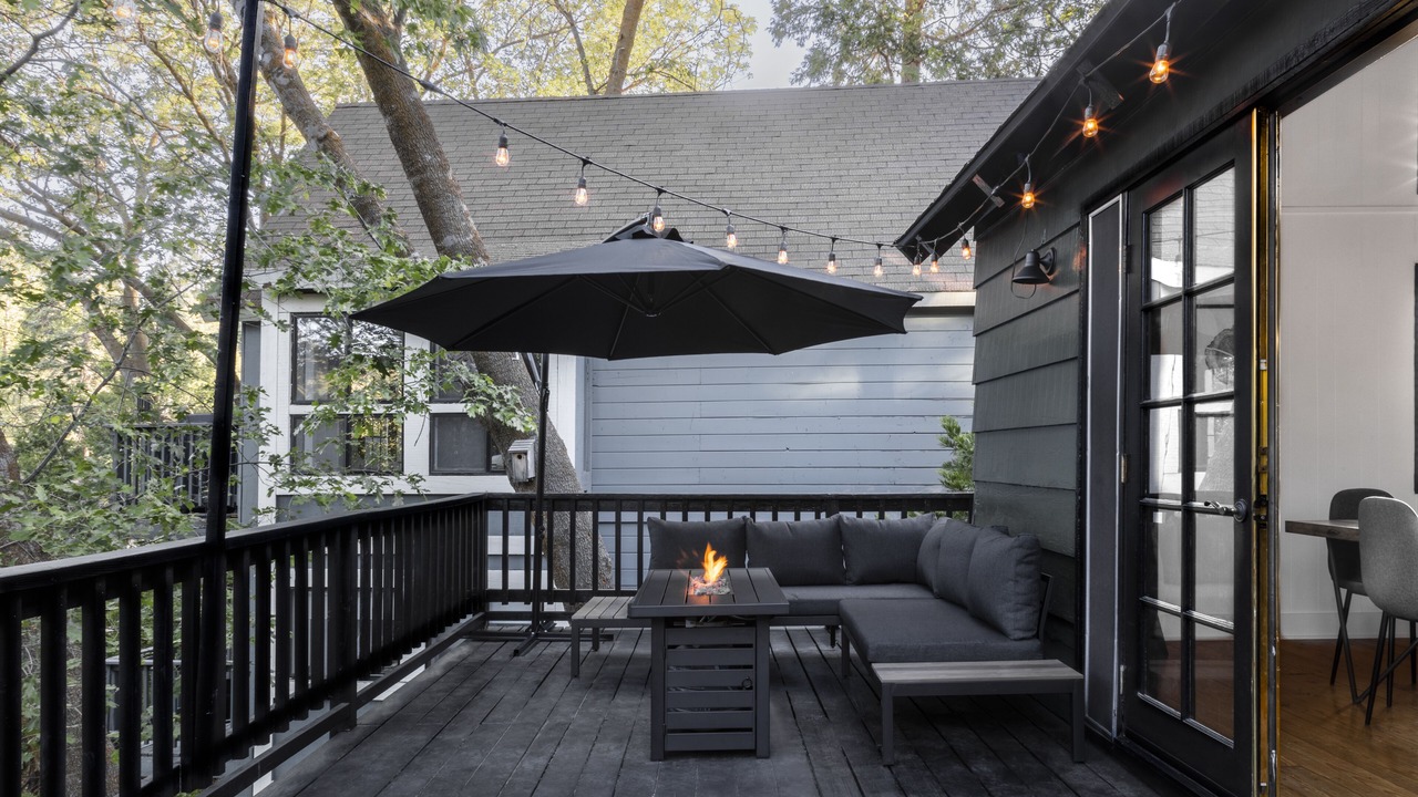 Photo of Patio Balcony in Cedar Glen