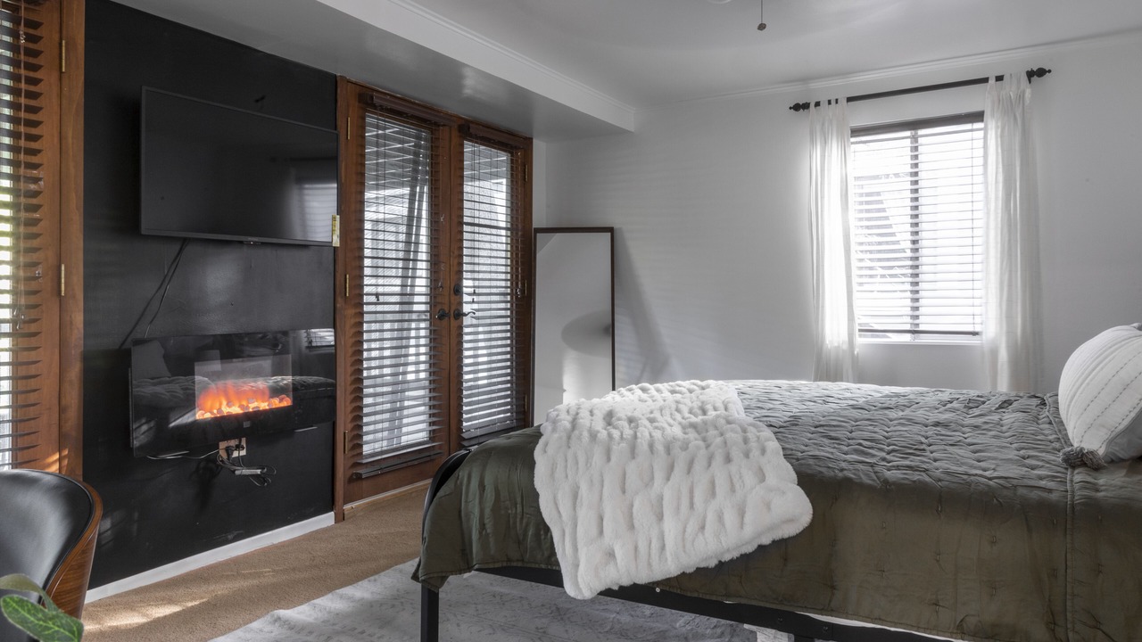 Photo of Bedroom in Cedar Glen