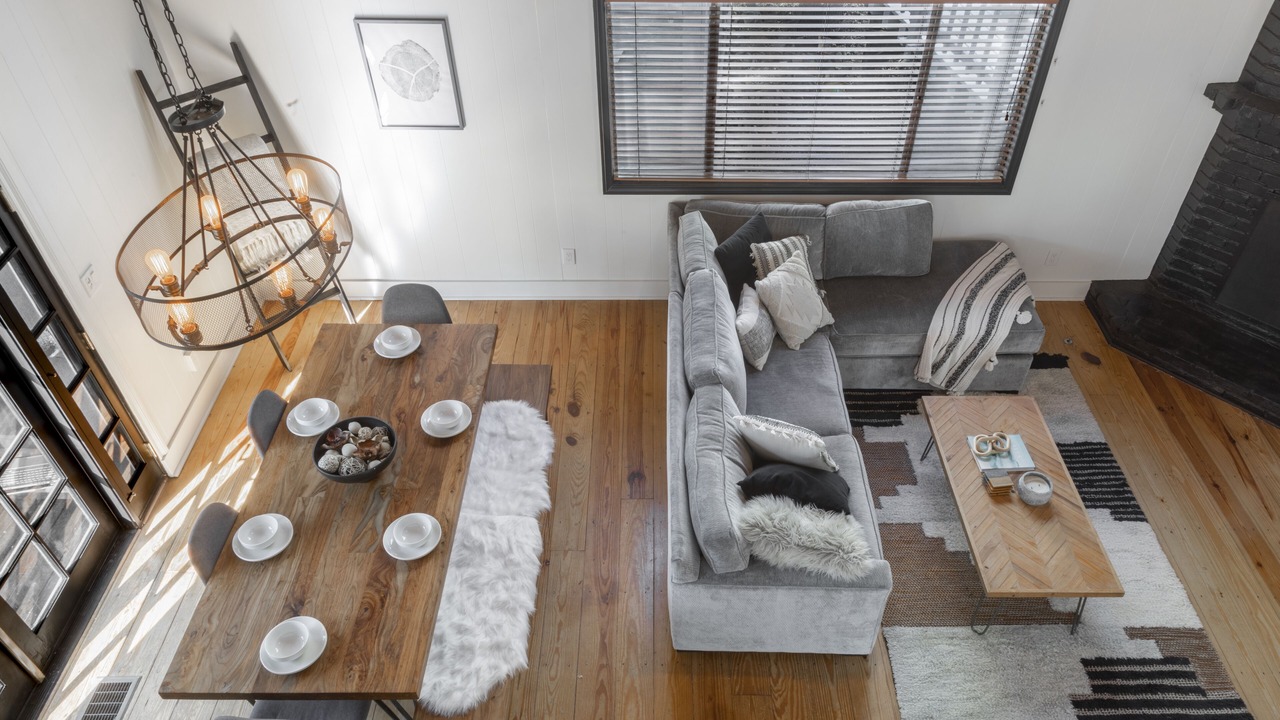Photo of Livingroom in Cedar Glen