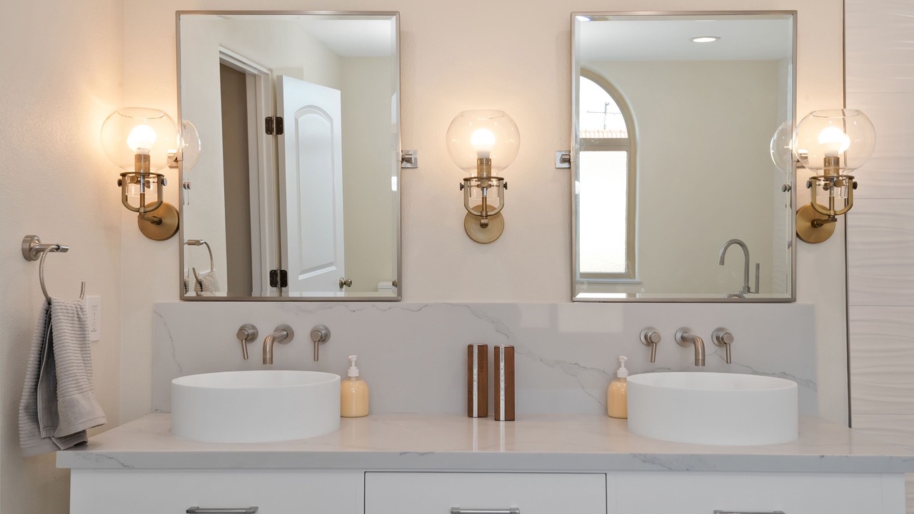 Photo of Bathroom in North Redondo