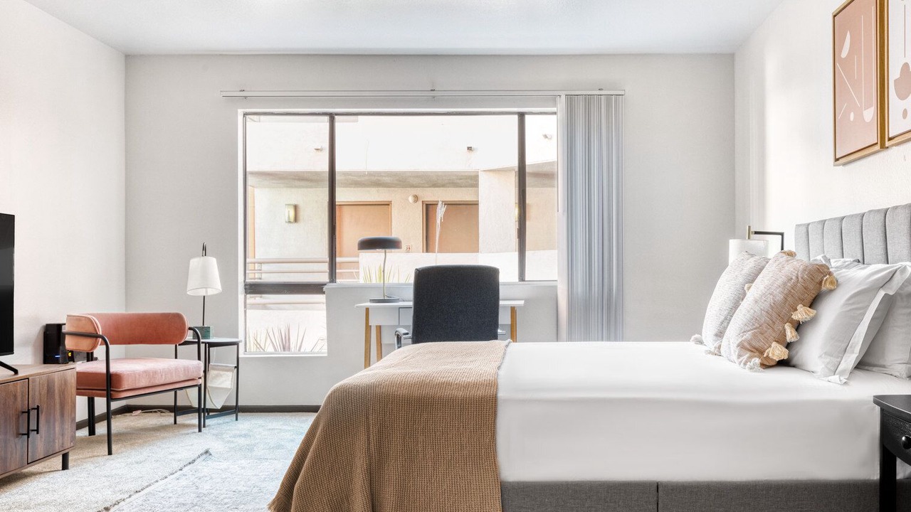 Photo of Bedroom in Studio City