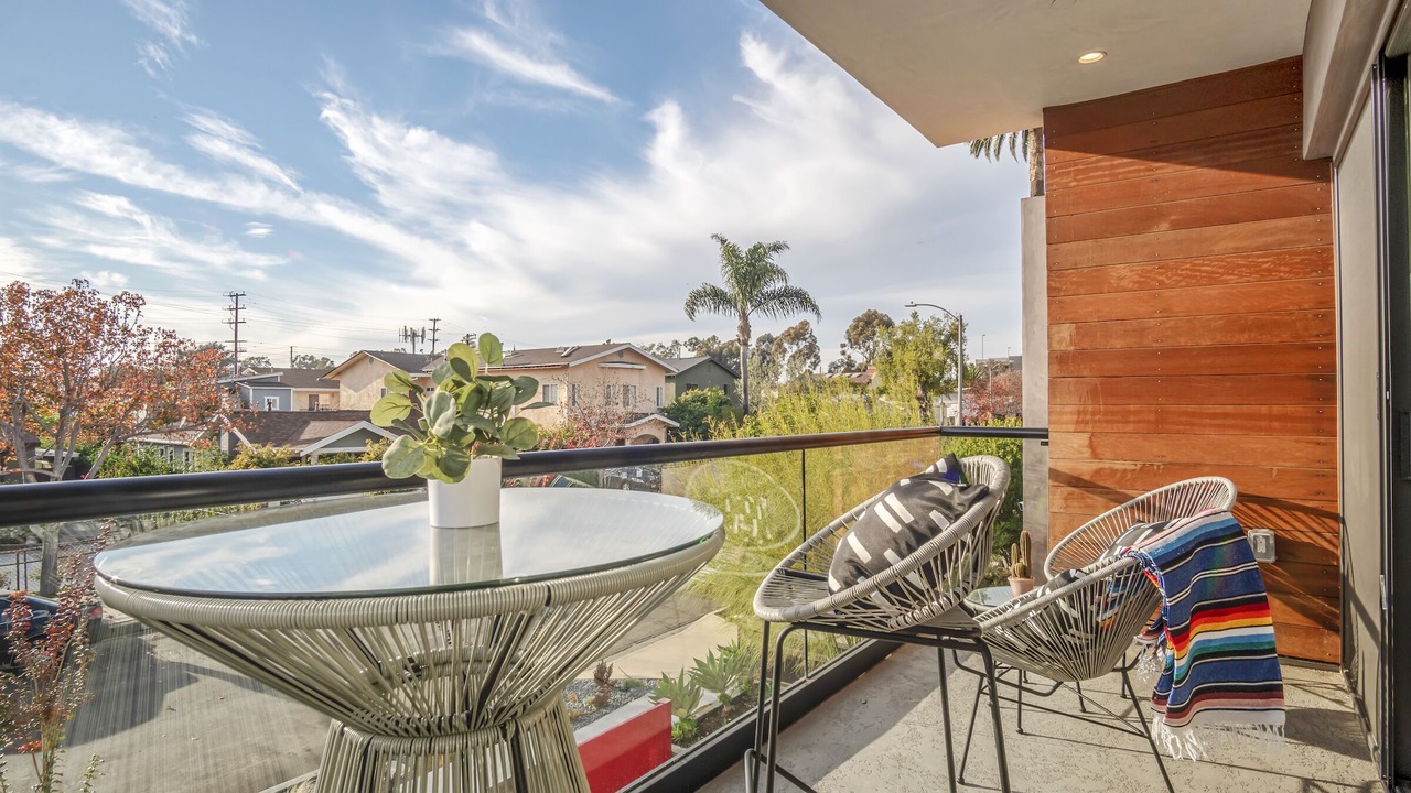 Photo of Patio Balcony in Palms