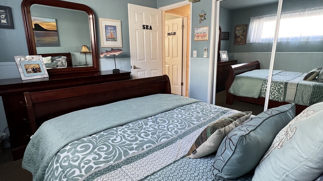 Photo of Bedroom in Lakeport