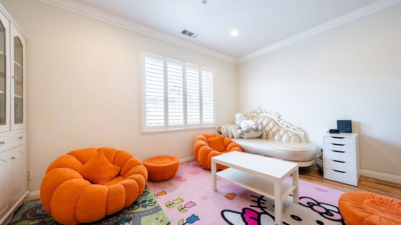 Photo of Livingroom in Monterey Park
