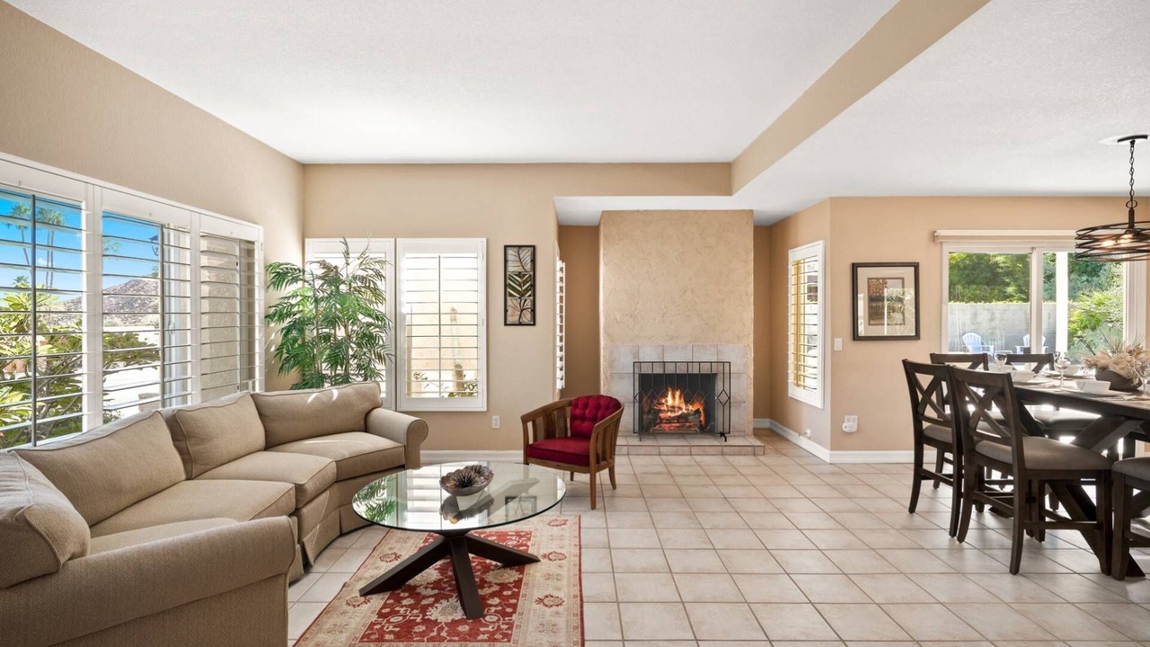 Photo of Livingroom in Magnesia Falls Cove