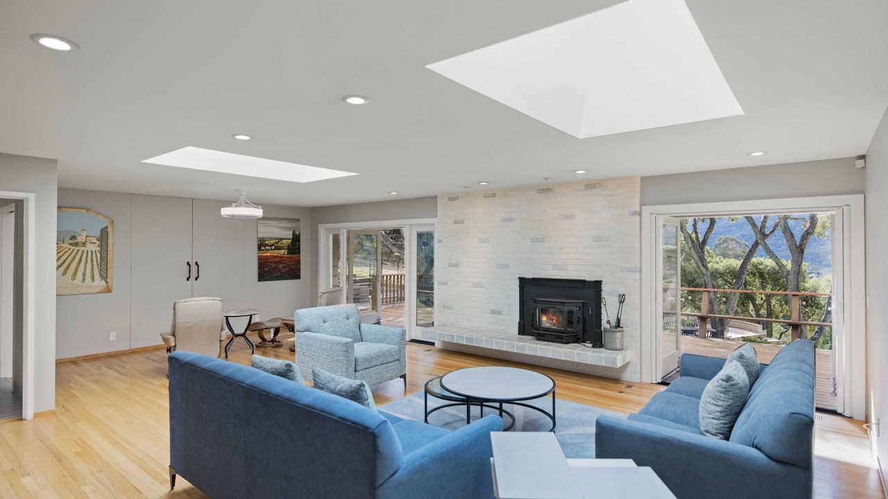 Photo of Livingroom in Carmel Valley