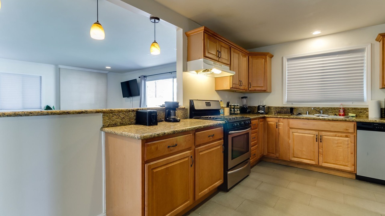 Photo of Kitchen in Granada Hills North