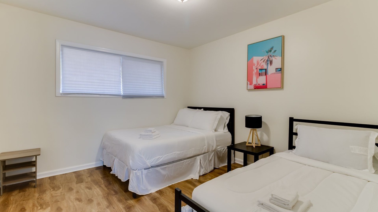 Photo of Bedroom in Granada Hills North