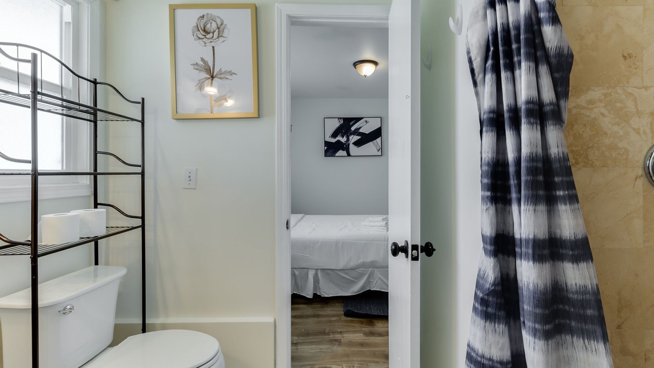 Photo of Bathroom in Granada Hills North