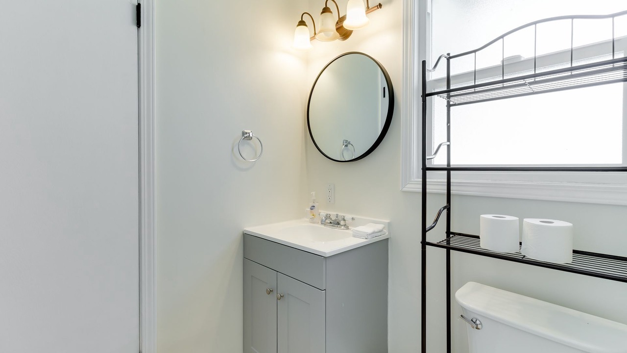 Photo of Bathroom in Granada Hills North