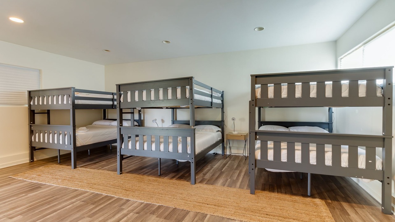 Photo of Bedroom in Granada Hills North