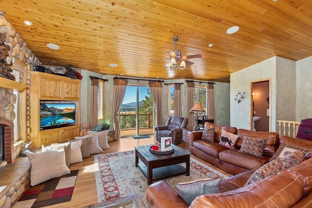 Photo of Bedroom in Castle Glen Estates
