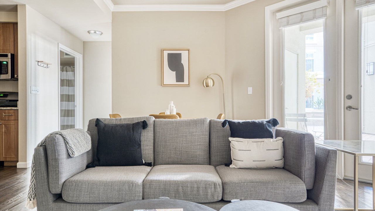 Photo of Livingroom in North San Jose