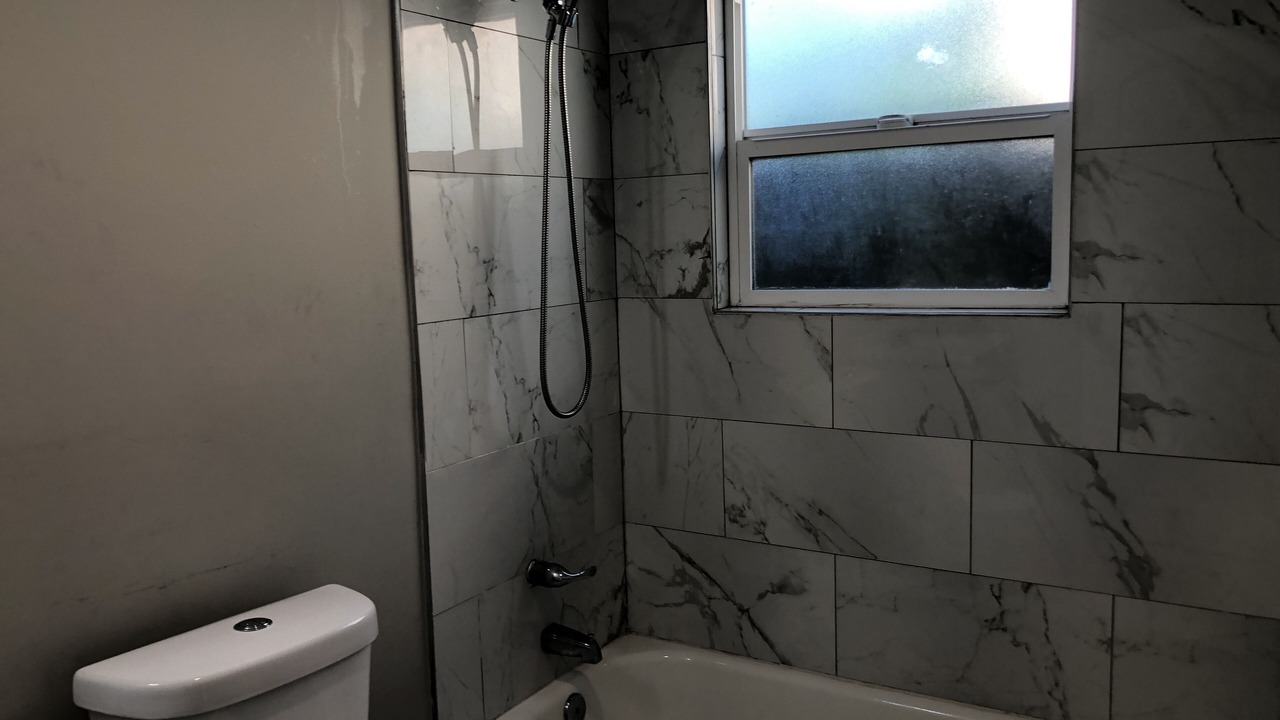 Photo of Bathroom in Lennox