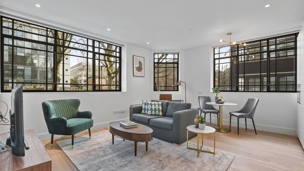 Photo of Bedroom in Fitzrovia