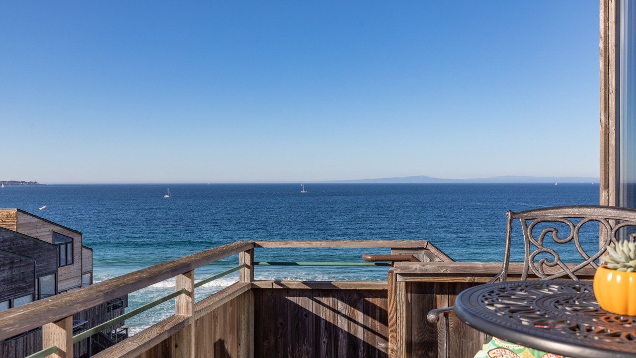 Photo of Outdoor in Monterey