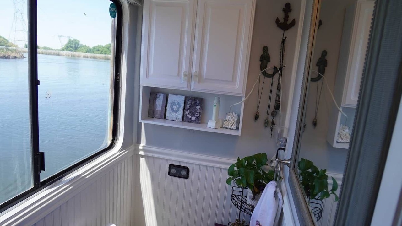 Photo of Bathroom in Birds Landing