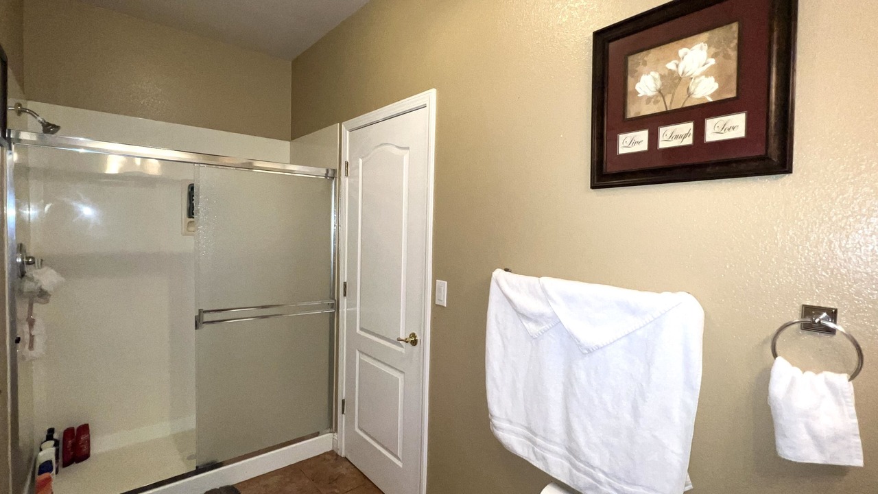 Photo of Bathroom in Tracy