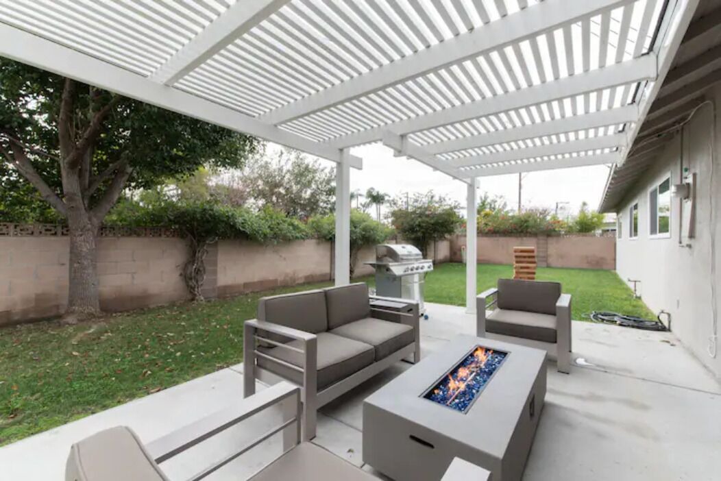 Photo of Patio Balcony in Orange