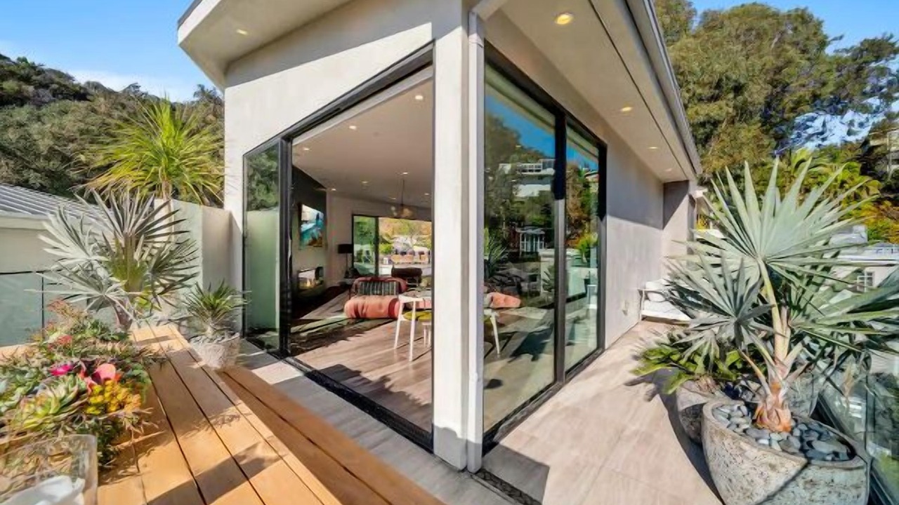Photo of Patio Balcony in Laurel Canyon