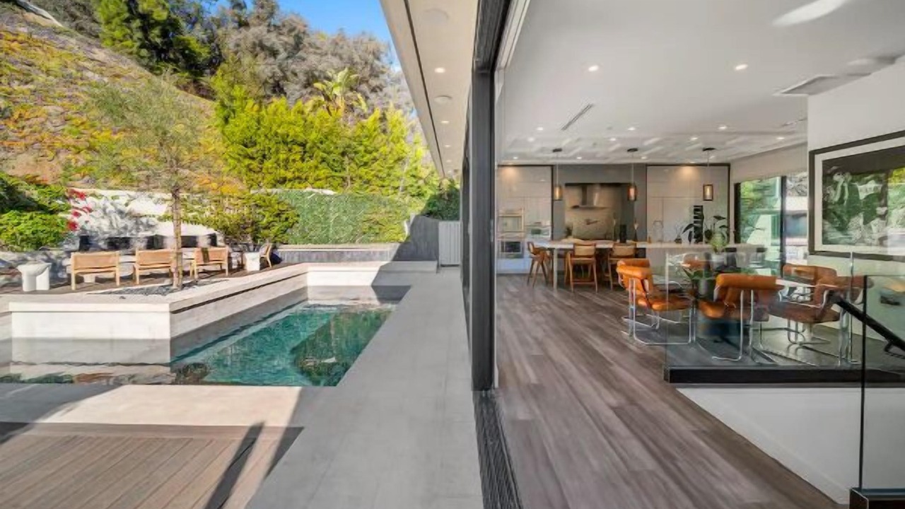 Photo of Outdoor in Laurel Canyon
