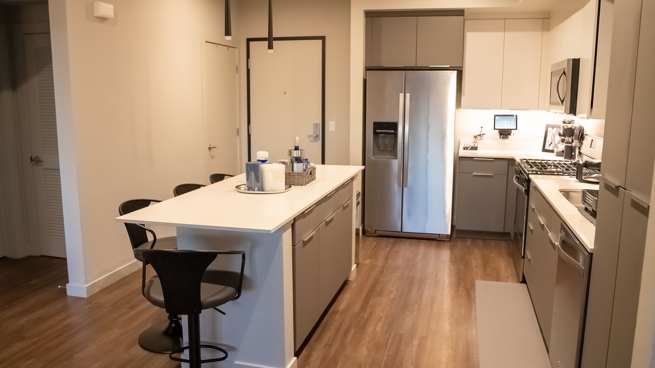 Photo of Kitchen in Platinum Triangle