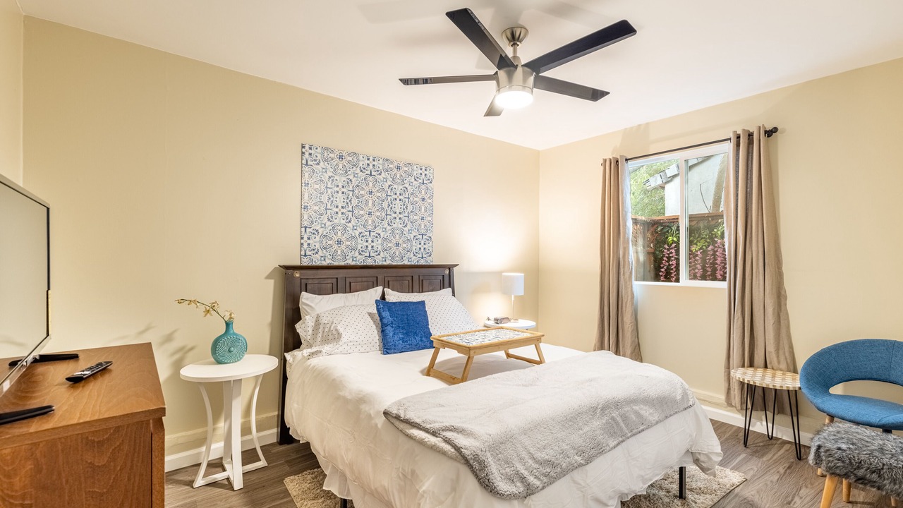 Photo of Bedroom in North Central