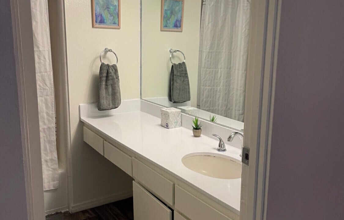 Photo of Bathroom in Historic Tennis Club