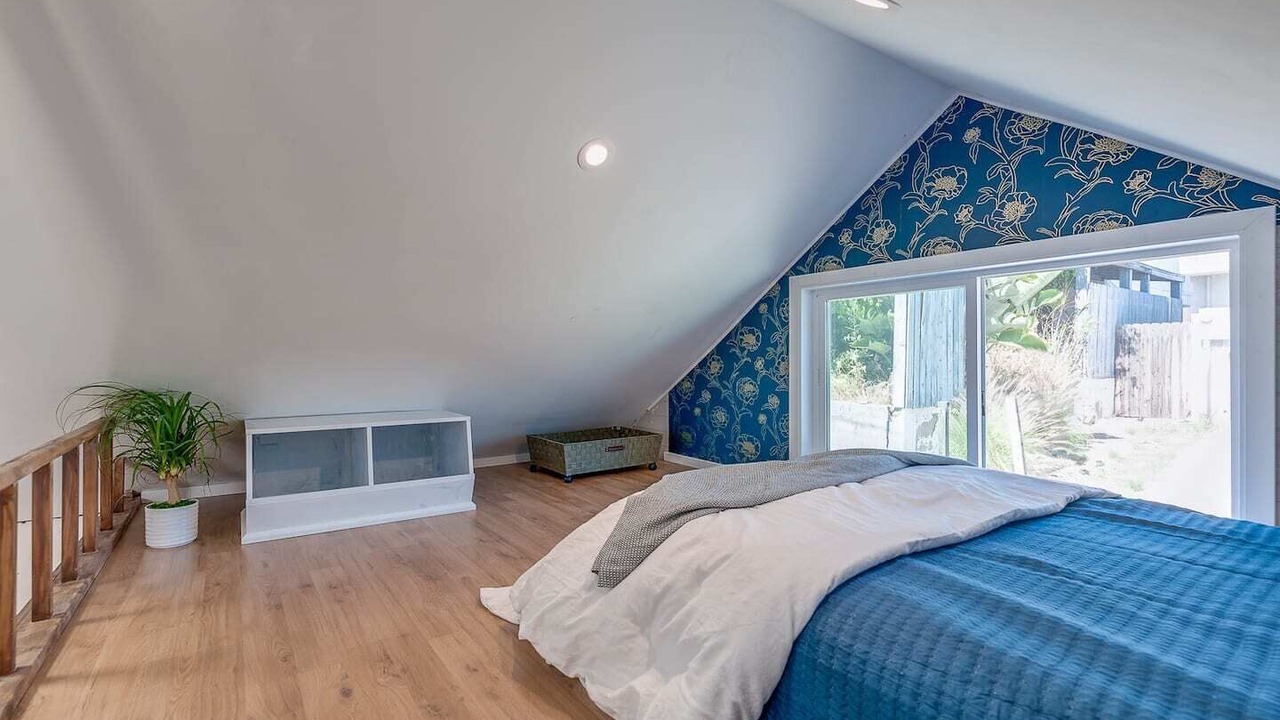 Photo of Bedroom in Bay Park