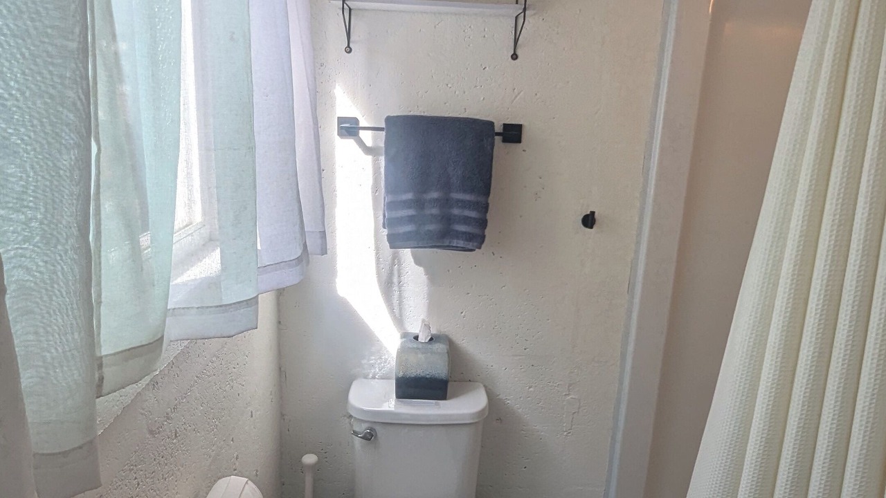 Photo of Bathroom in Bay Park