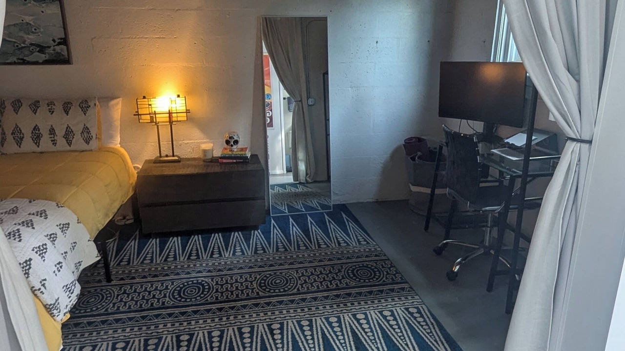 Photo of Bedroom in Bay Park