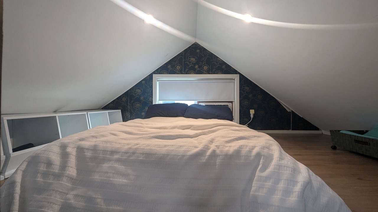 Photo of Bedroom in Bay Park