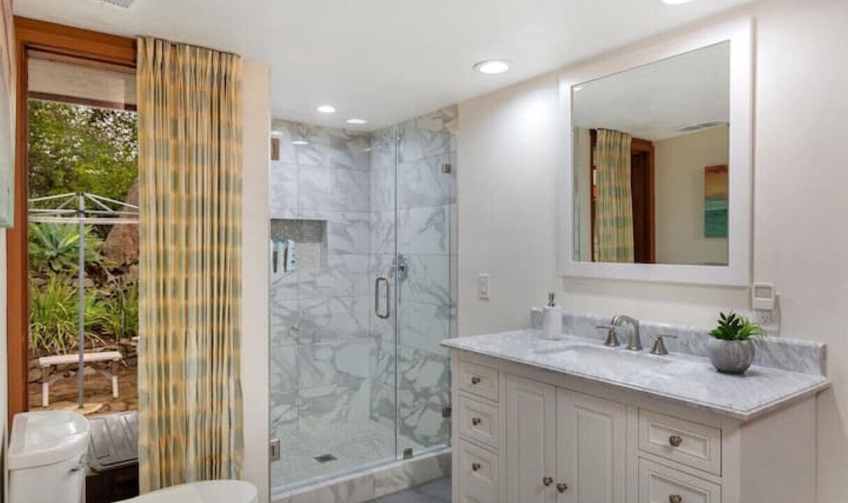 Photo of Bathroom in North Ridge