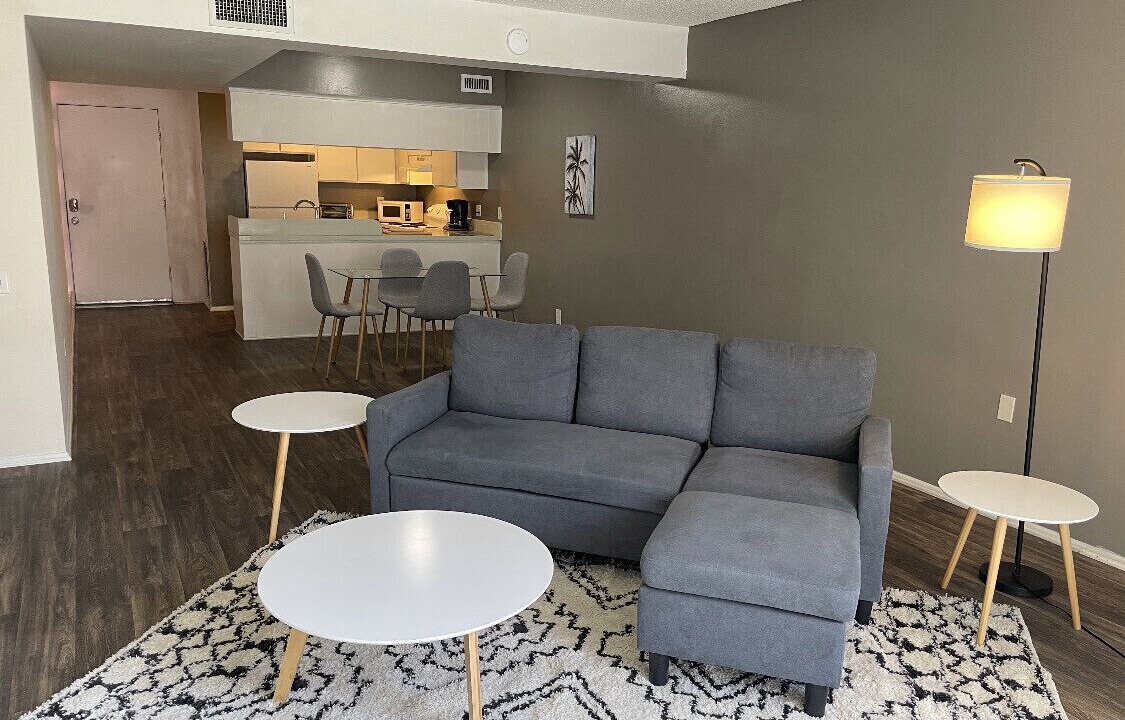 Photo of Livingroom in Historic Tennis Club