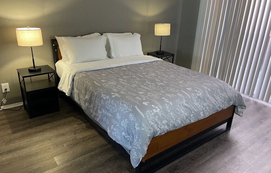 Photo of Bedroom in Historic Tennis Club